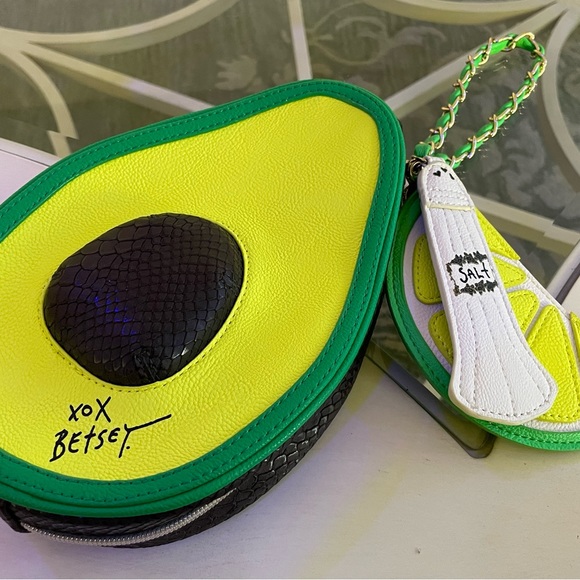 Betsey Johnson Holy Guacamole clutch/wristlet - Picture 1 of 2